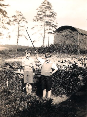 Dennis Bowden is without the stick, other unknown.