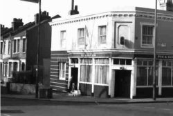 Fox Hill Pub which my Vaughan famiy lived next to.l