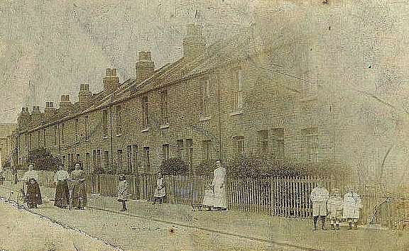 Sutcliffe Road in late Victorian times.
Photo:John Miles