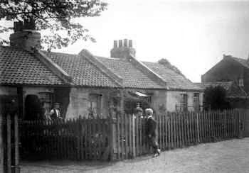 Cottages in Kings Highway, c.1923. Photo:
Greenwich Heritage Centre
